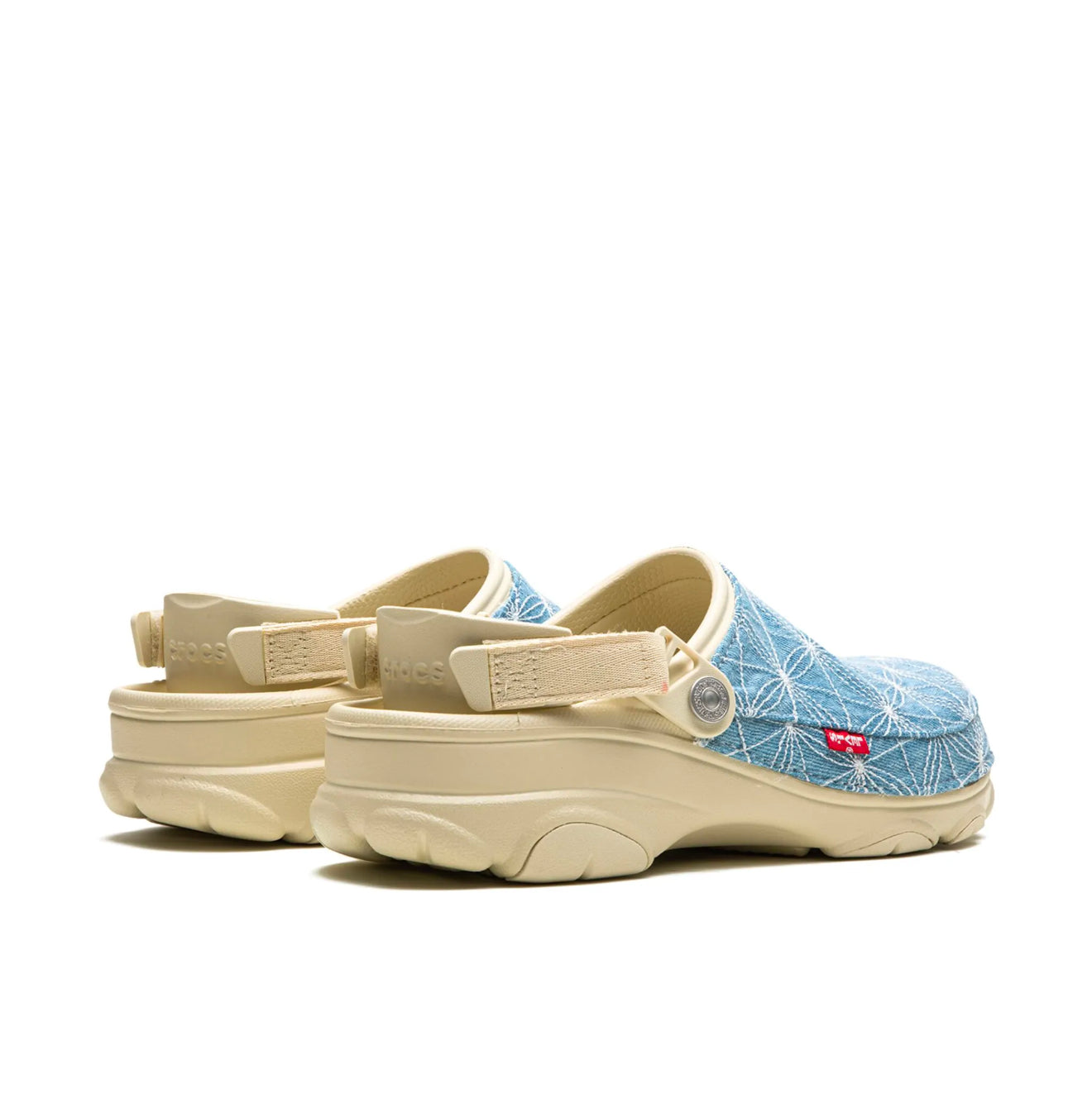Crocs
× Levi's Classic All Terrain "Shasiko - Bone" Clogs