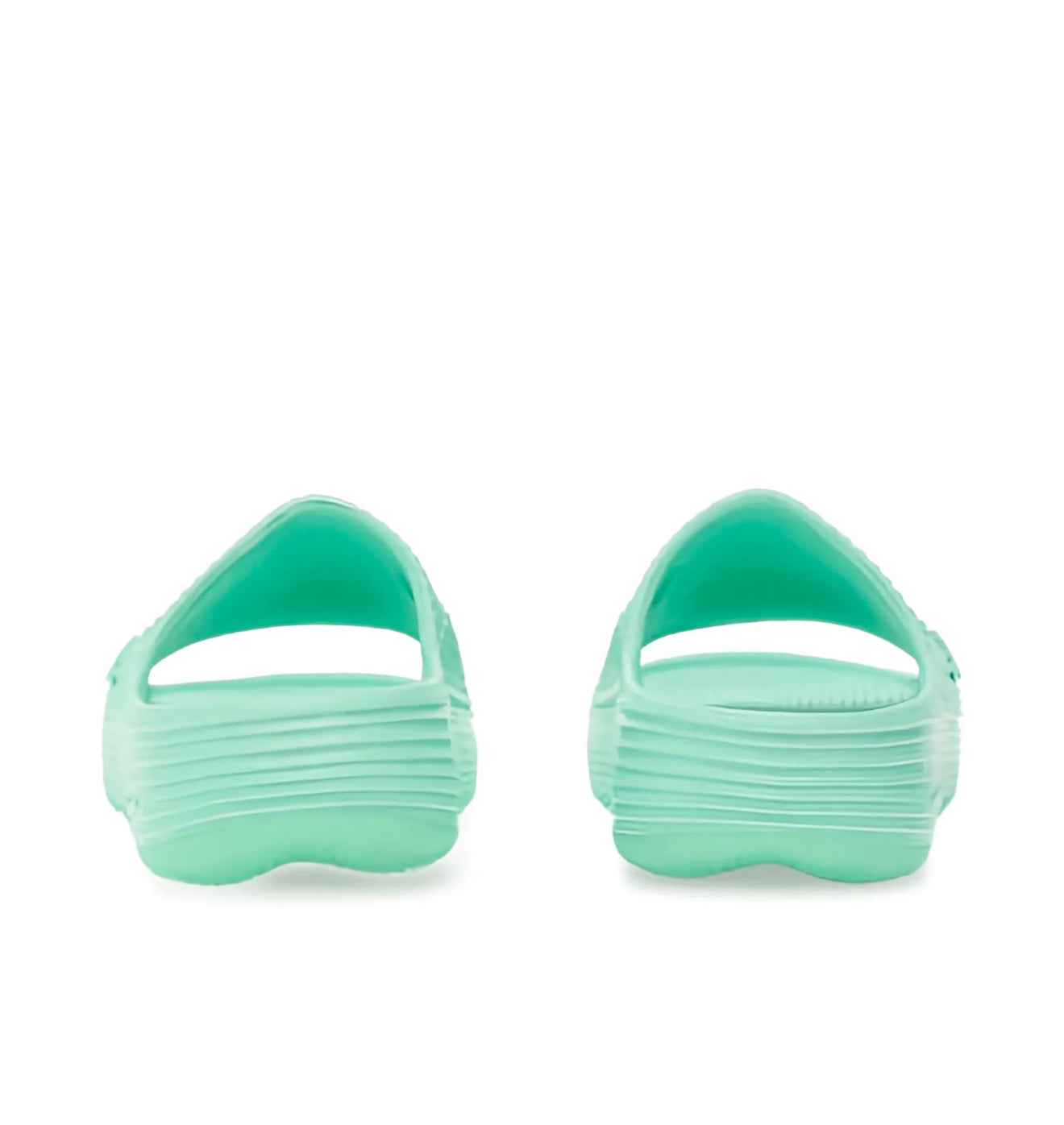 Reebok
DMX Recovery slides