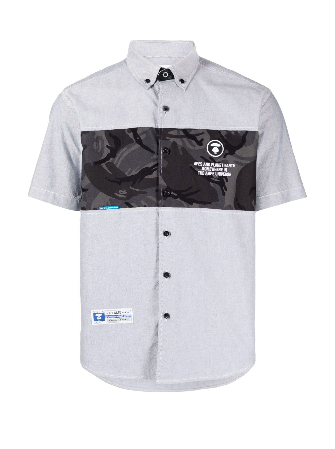 AAPE BY *A
BATHING APE®️
Camouflage-print logo- patch shirt